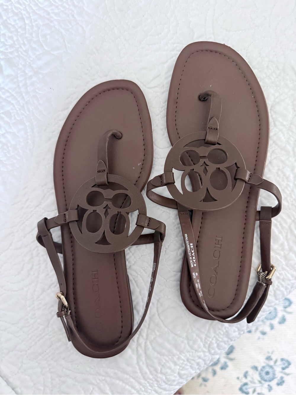 Coach Brown Signature Logo T-Strap Flat Sandals Women’s 8.5
